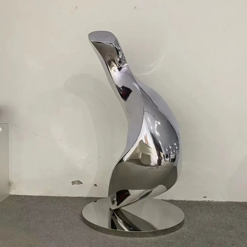 Outdoor Stainless Steel Sculpture